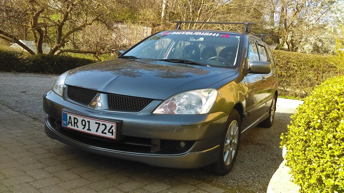 Mitsubishi Lancer - Nu med tagbøjler på billede 4