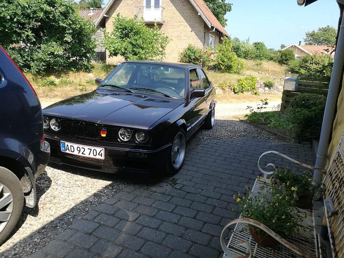 BMW E30 320I billede 15