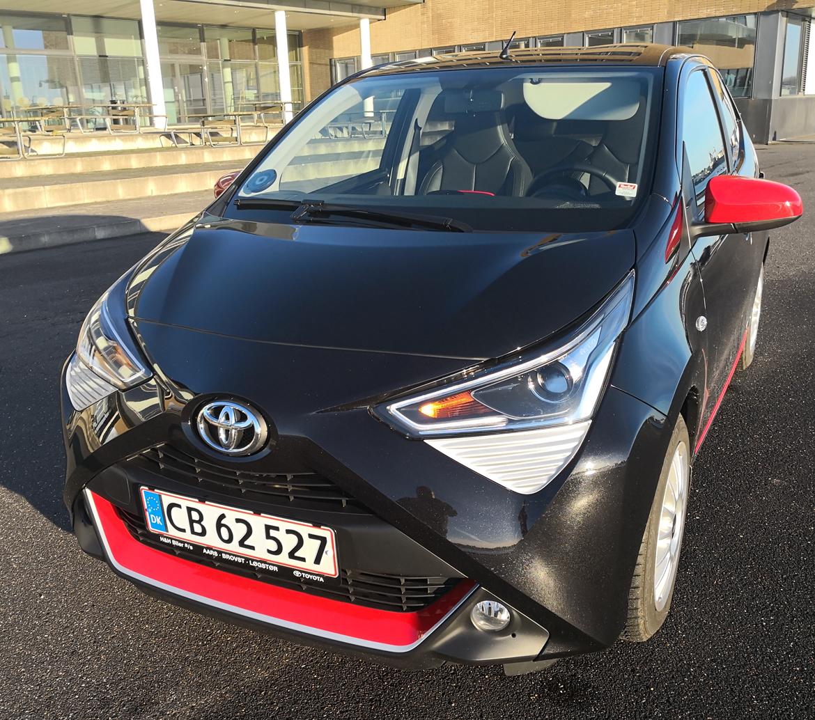 Toyota Aygo Excellence Connect billede 2