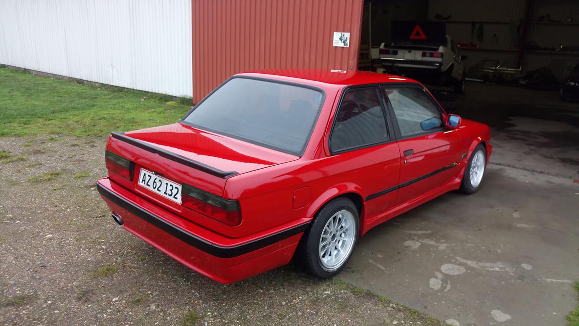 BMW E30 325 i Coupé billede 9