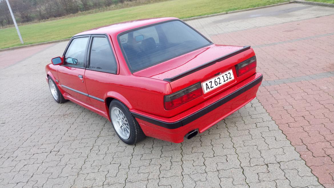 BMW E30 325 i Coupé billede 5