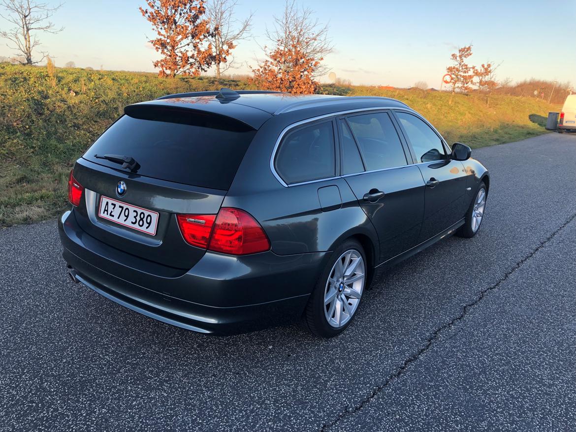 BMW E91 LCI 320D Exclusive Edition billede 5