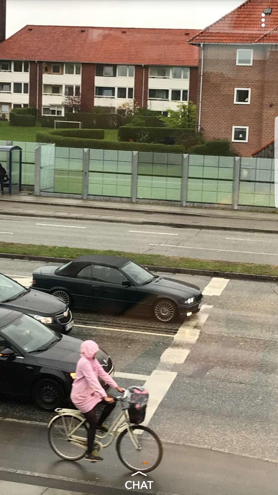 BMW 318 i cabriolet (TOTALSKADET) billede 3