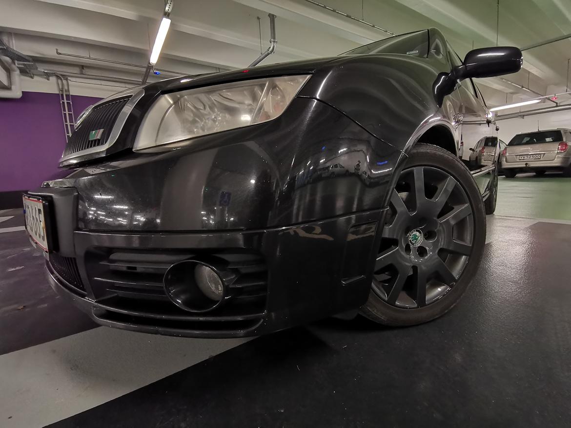 Skoda Fabia 1.9 TDI PD RS (TOTALSKADET) billede 2