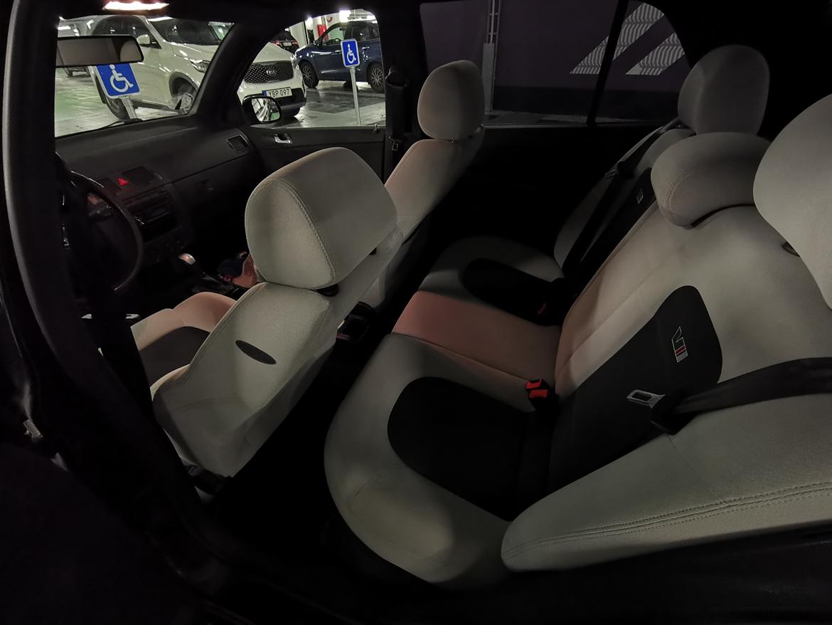 Skoda Fabia 1.9 TDI PD RS (TOTALSKADET) billede 16