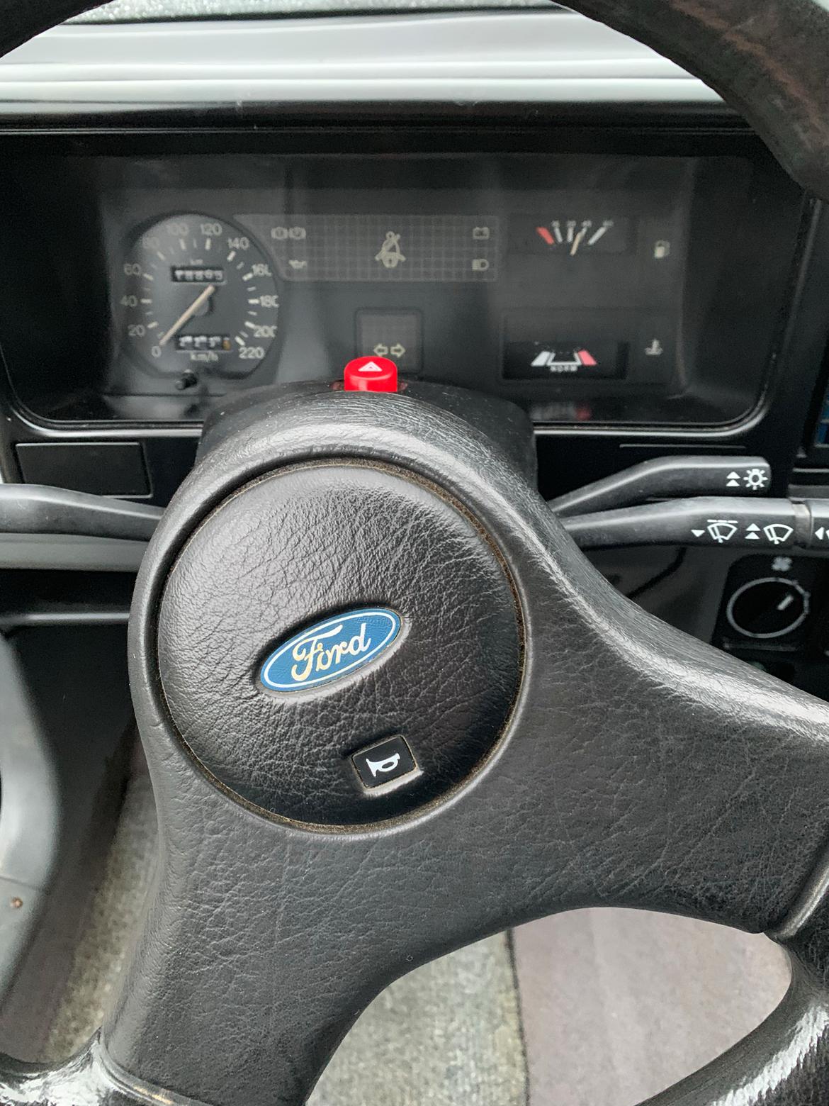 Ford Sierra 1,6 cl tidligere bil billede 9