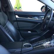 Porsche Panamera 4S