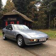Porsche 924