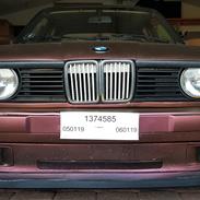 BMW E30