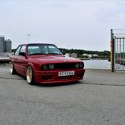 BMW E30