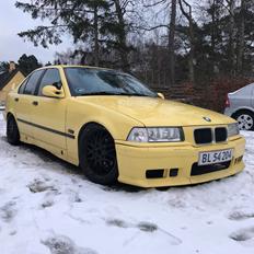 BMW E36 320I
