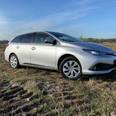 Toyota Auris   SOLGT