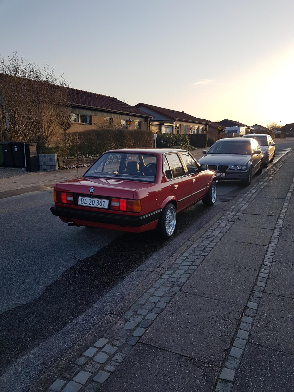 BMW E30 316 - Inden sænkning billede 4