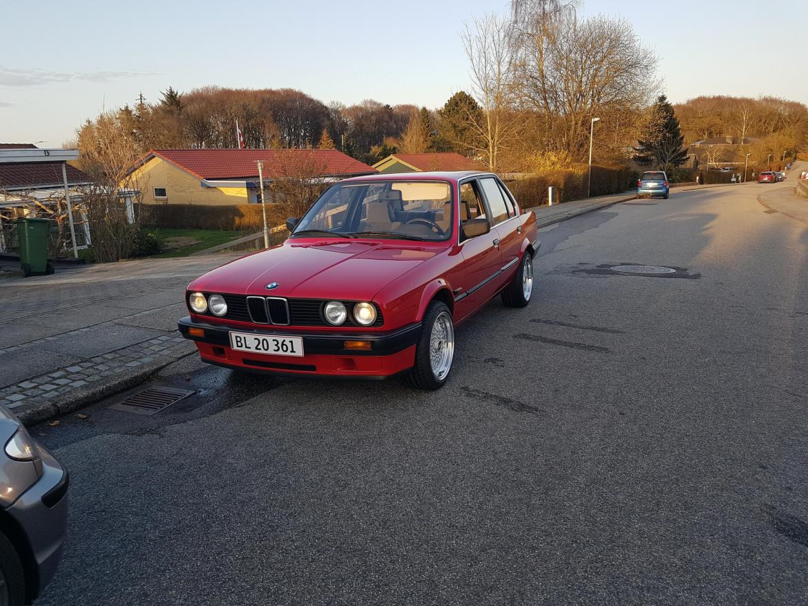 BMW E30 316 - Inden sænkning billede 2