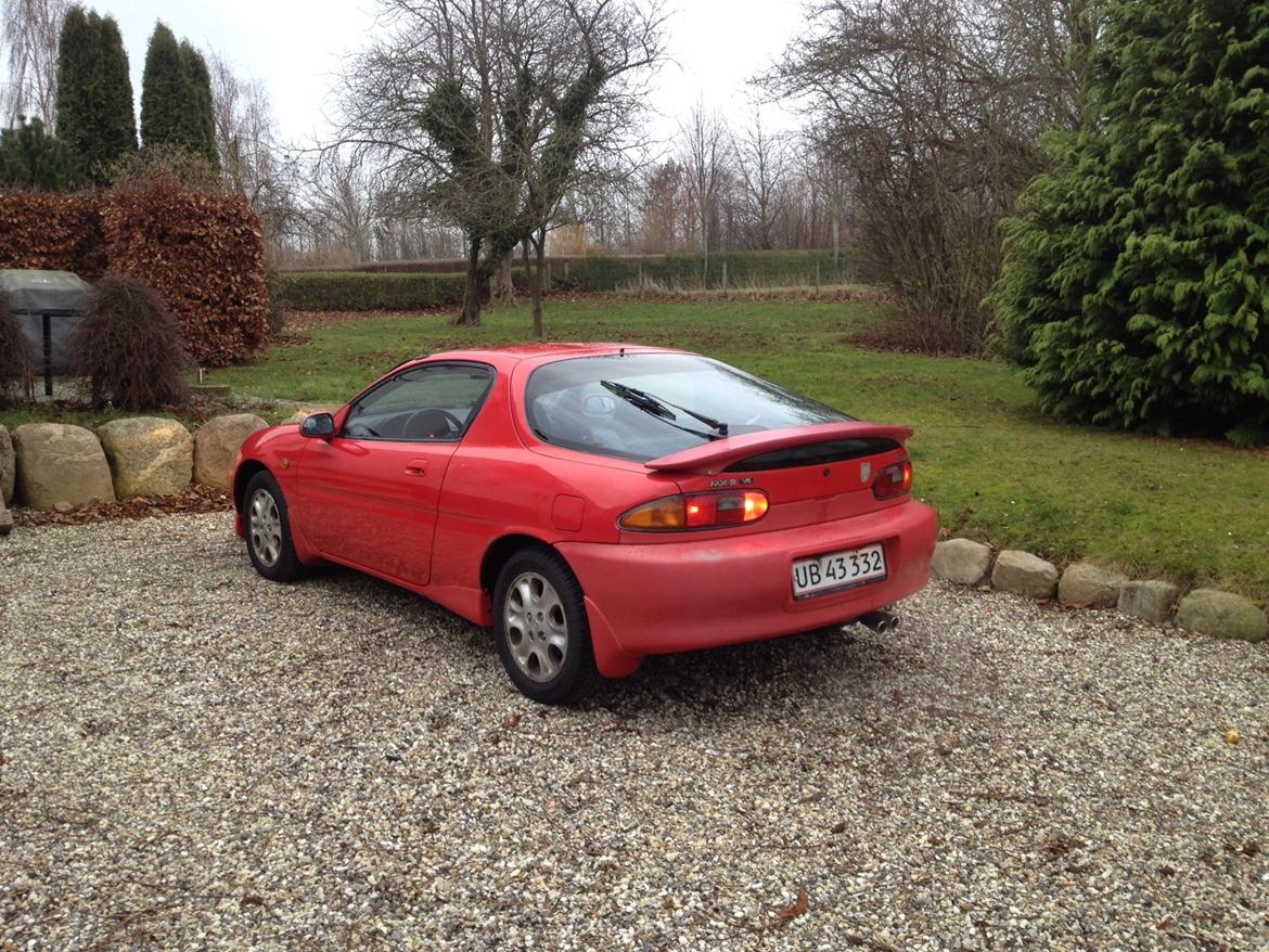 Mazda MX-3 1.8 V6 billede 2