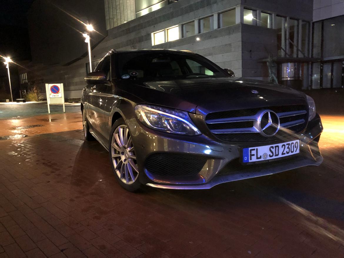 Mercedes Benz C220d T-Modell (Stationcar) Amg Line billede 1