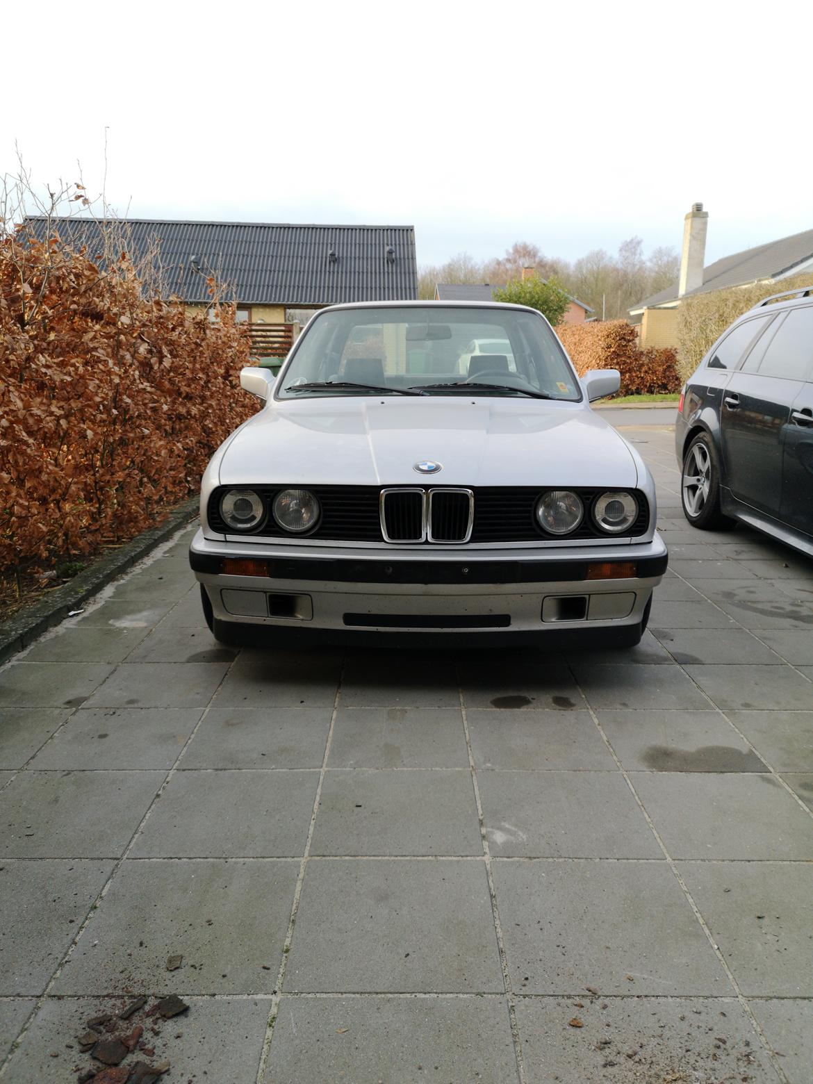 BMW E30 318iS billede 1