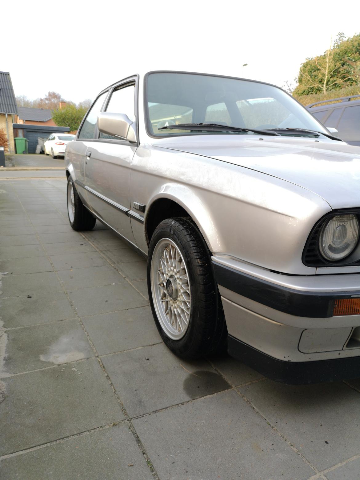 BMW E30 318iS billede 4