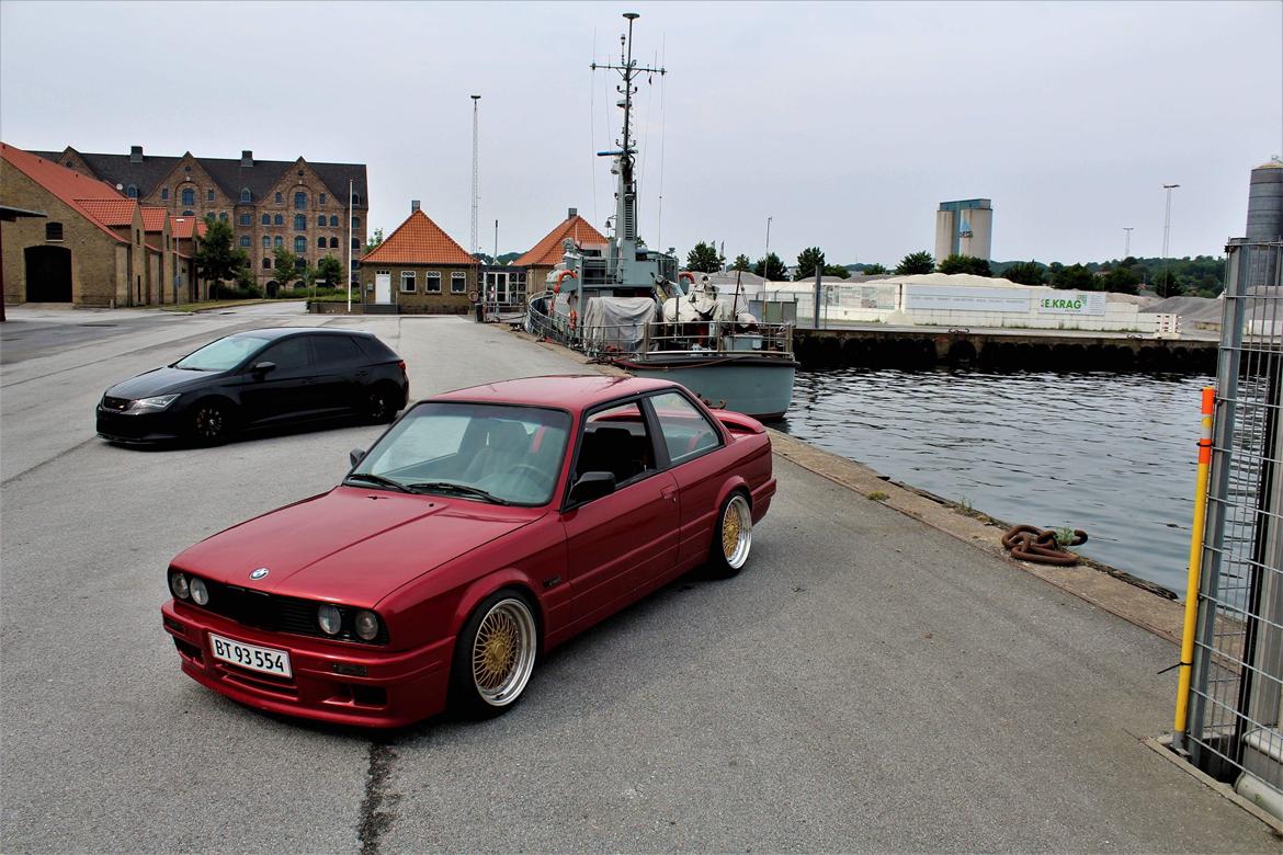 BMW E30 billede 8