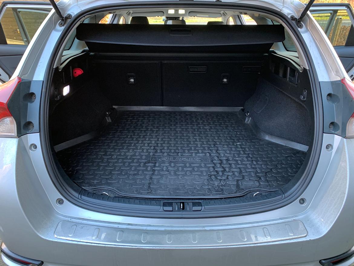 Toyota Auris   SOLGT billede 5