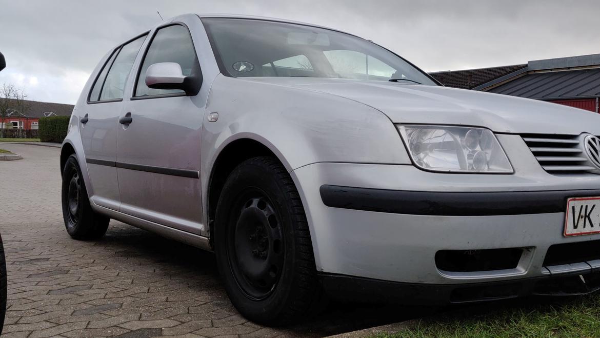 VW Golf MK4 billede 2