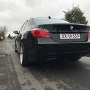BMW E60 525xi