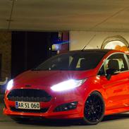 Ford Fiesta (Red Edition)