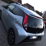 Toyota Aygo X-plore Sliverline
