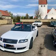 Audi A4 Cabriolet 2,4 V6 Med FEED LYD