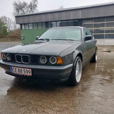 BMW E34 520i
