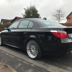 BMW E60 525xi