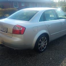 Audi A4 2.5 tdi quattro