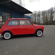 Mini Morris Mascot 850