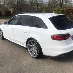 Audi A4 2,0 TDI S-Line