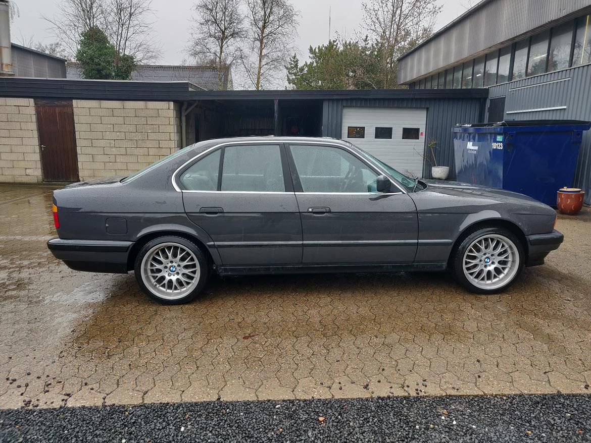 BMW E34 520i billede 5