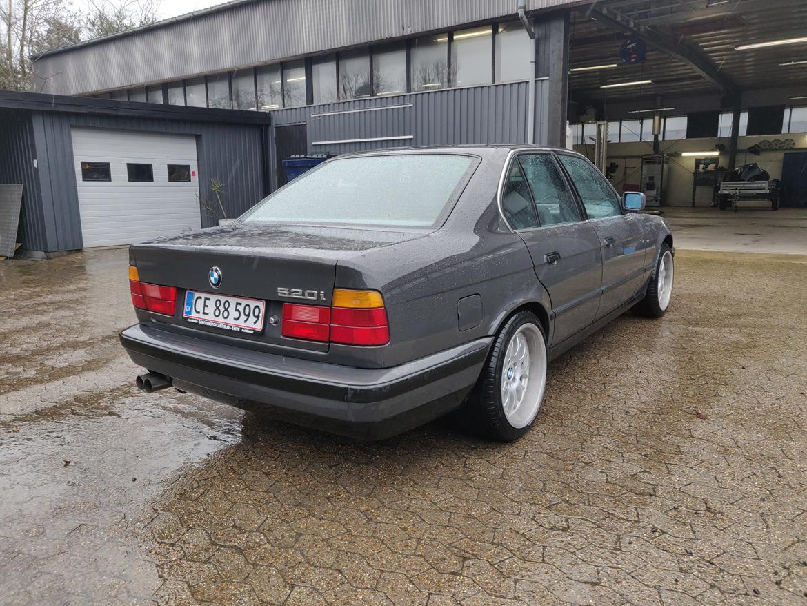 BMW E34 520i billede 4