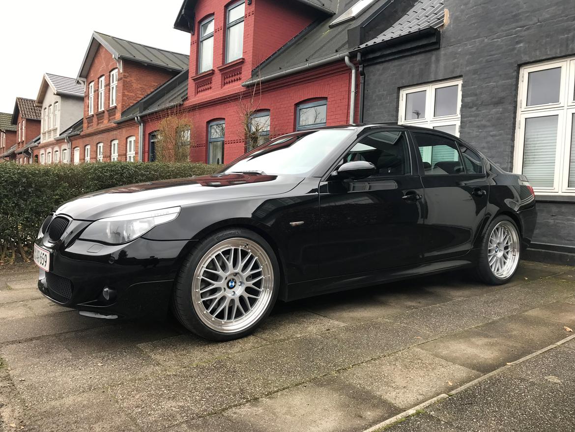 BMW E60 525xi billede 2