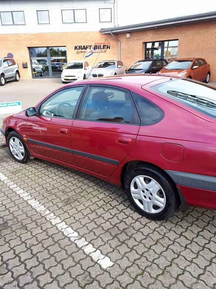 Toyota Avensis t22  billede 12