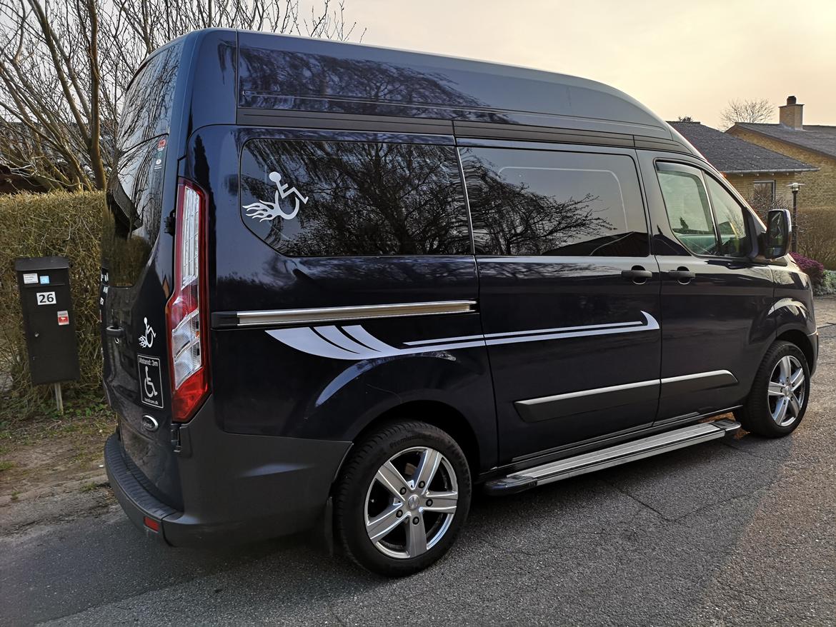 Ford Transit Custom Kombi billede 5
