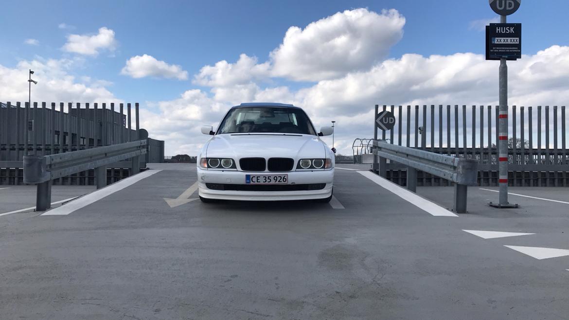 BMW E38 - 740i - V8 billede 5