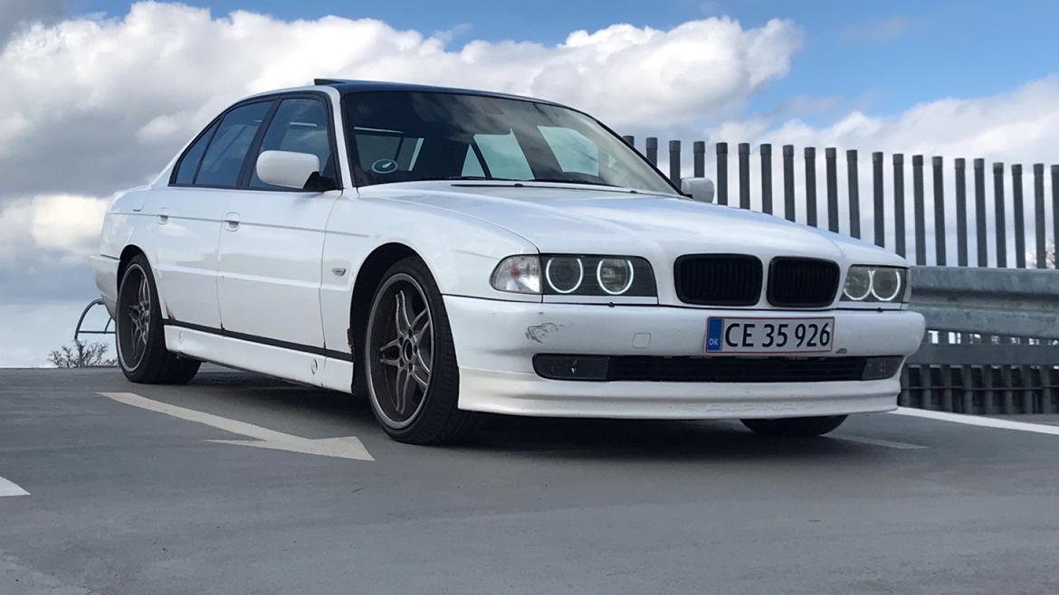 BMW E38 - 740i - V8 billede 6