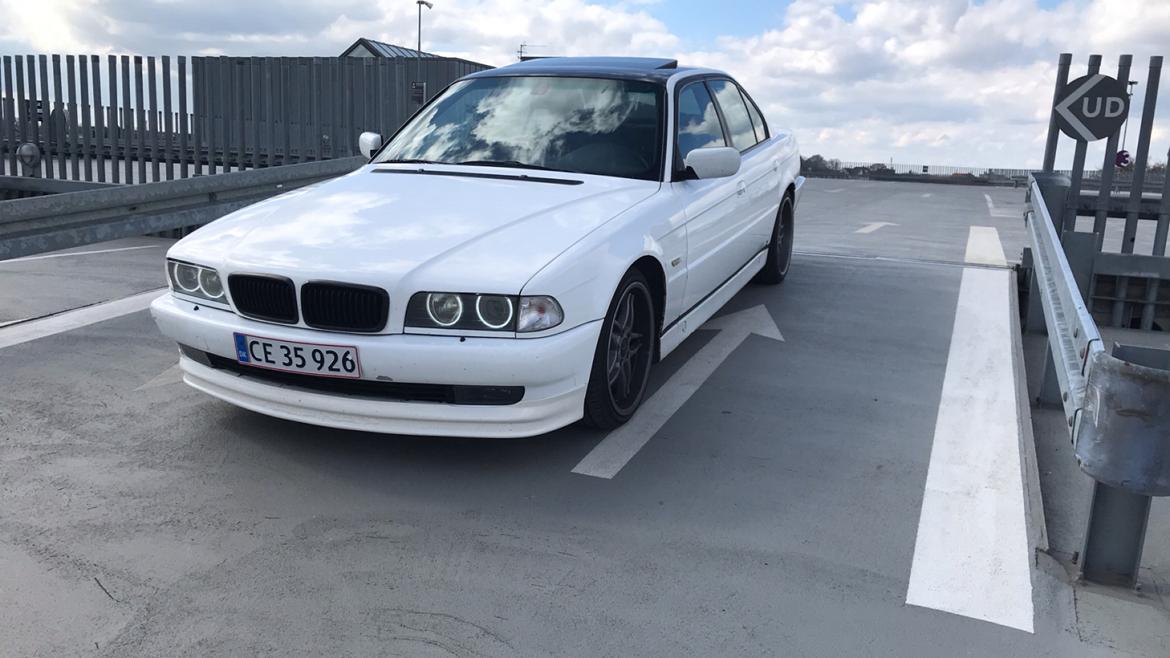 BMW E38 - 740i - V8 billede 10