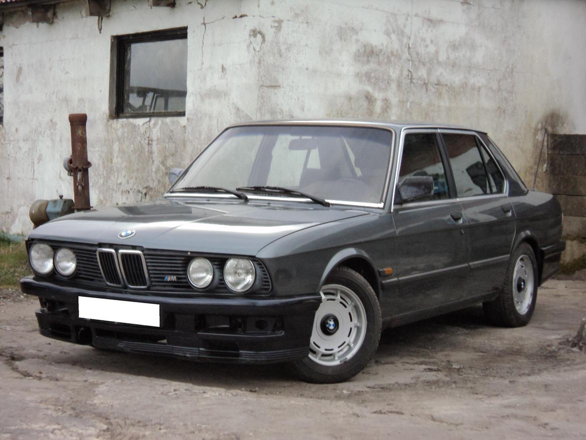 BMW E28 525eA billede 1