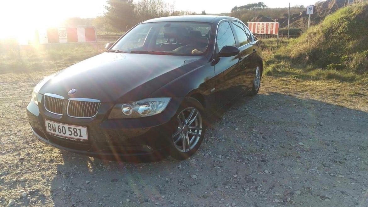 BMW 325i billede 8