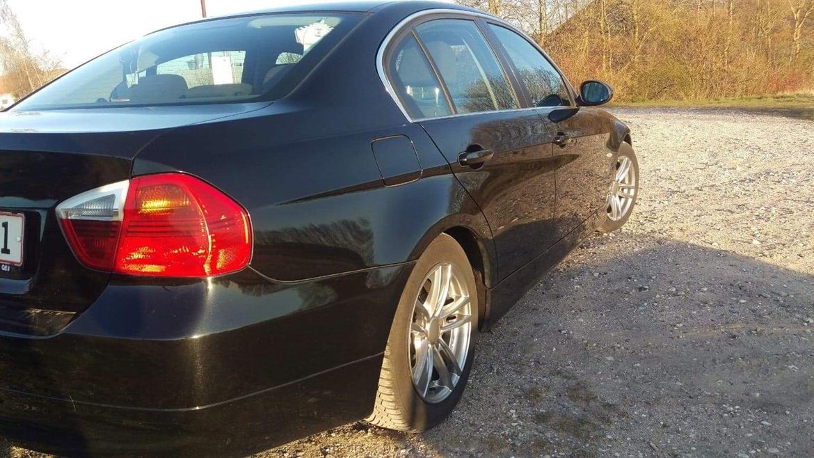 BMW 325i billede 16
