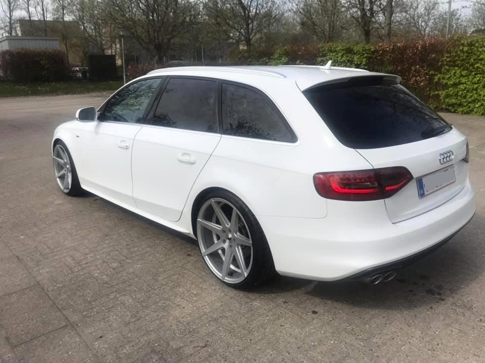 Audi A4 2,0 TDI S-Line billede 2