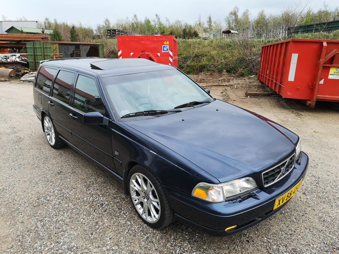 Volvo V70 T R-Design billede 6