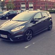 Ford Fiesta "ST optik" ( st-line)