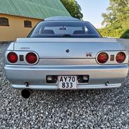 Nissan Skyline R32 GT-R