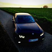 BMW E90 320D shadowline